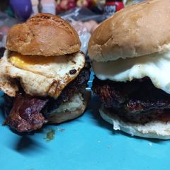 A picture of Breakfast Burger.