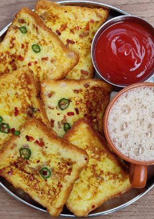 A picture of Masala french toast.