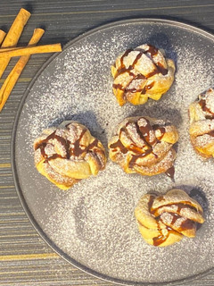 Cinnamon Roll Recipe in Tamil செய்முறை முக்கிய புகைப்படம்