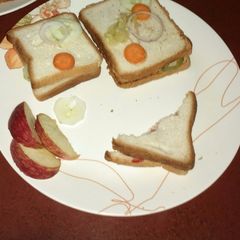 A picture of Vegetable Bread Sandwich (Breakfast Special) #foodclassics26.