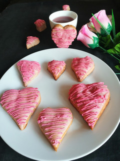 A picture of Heart shaped cake.
