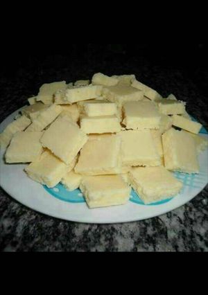 A picture of Tuwan madara mai butter...
