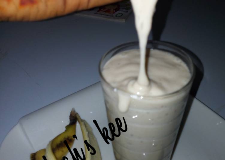 Recipe: Yummy Banana smoothie This is A Recipe That Has Been Tested  From Homemade !!