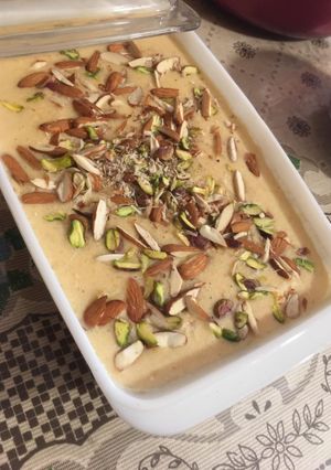 A picture of Caramel Firni.