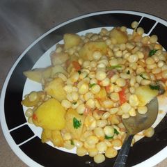 Maize and potatoes A picture of Maize and potatoes.