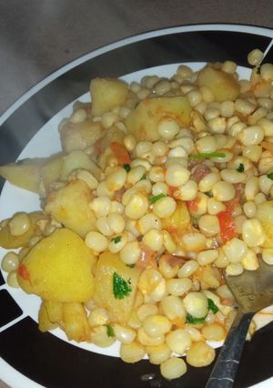 A picture of Maize and potatoes.