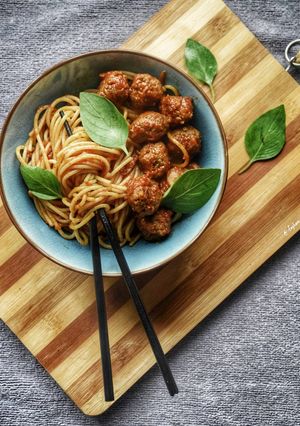 عکسی از دستور اسپاگتی با میت بال