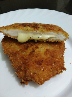 Una foto de Pechuga de pollo rellena