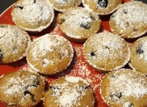 Una foto de Muffins de avena y berries