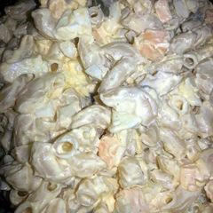 A picture of macaroni saled.