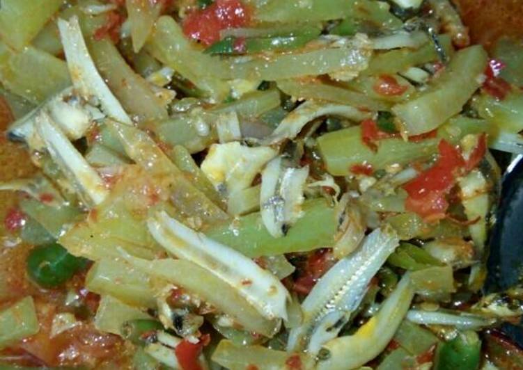 Bahan Menyiapkan Tumis Labu Siam yang enak