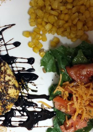 A picture of Pan seared chicken with balsamic reduction.