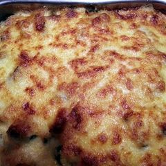 A picture of Zucchinis and patatoes gratin.