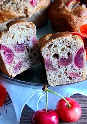 Une photo de Mini-cakes banane & cerise