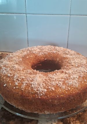 Una foto de Budín de frutillas y dulce de leche🍓🍓