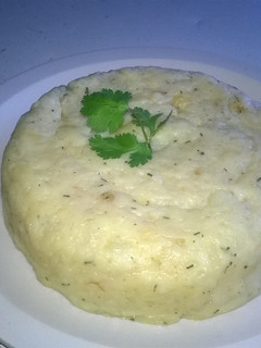 Una foto de Molde de Parmesano Patatas Y Romero