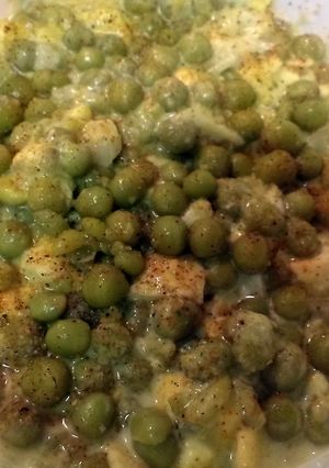 A picture of Mamma's Sweet Pea Salad.