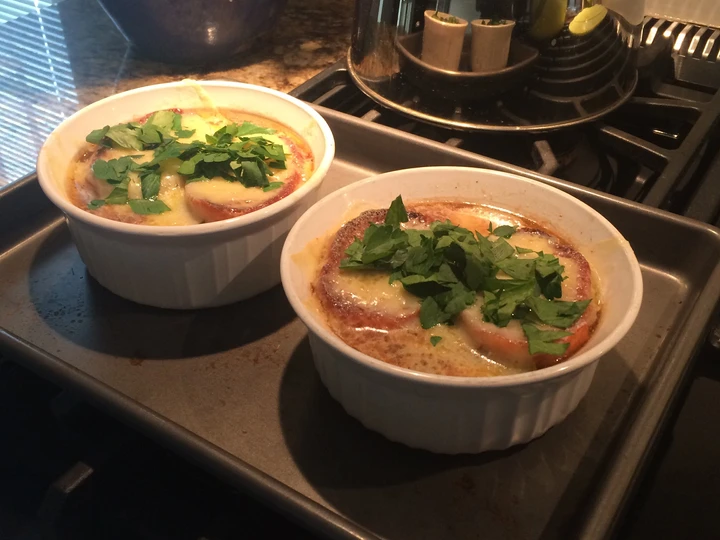 Easy Steps Make|Recipe} Copycat Panera Bread French Onion Soup, Really Delicious