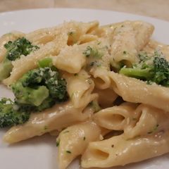 Cheesy Penne with Broccoli A picture of Cheesy Penne with Broccoli.