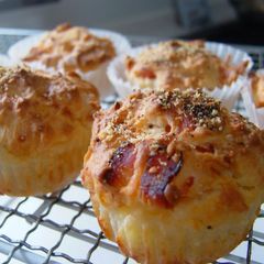 A picture of Bacon and Cheese Muffins.