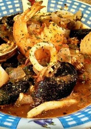A picture of Easy Cioppino.