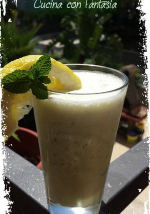 Foto di Frullato di mela, limone e menta