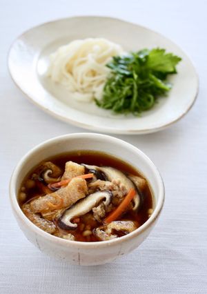 A picture of Koshu Specialty, Summer Houtou [Ozara] (Udon Noodles).
