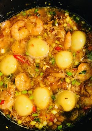 Hình của món Tôm kho trứng cút.