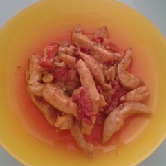 A picture of Chicken with curry powder, mustard and mayo.