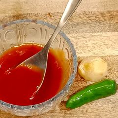 A picture of Red sauce.