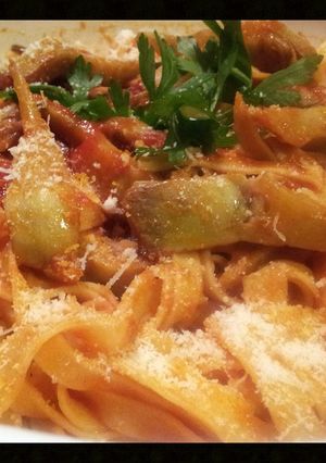 A picture of AMIEs "TAGLIATELLE al CARCIOFI (artichokes)".