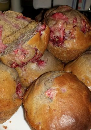 A picture of Strawberry Muffins.