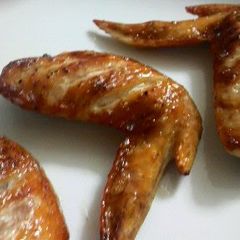 A Simple Taste! Grilled Chicken Wings A picture of A Simple Taste! Grilled Chicken Wings.