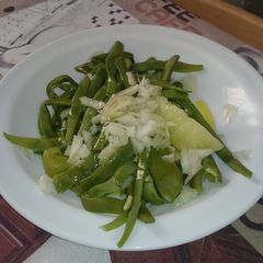 A picture of Hot Green Bean Salad.