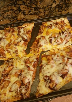 A picture of BBQ Chicken Flatbread.