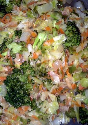 A picture of Steamed Cod fish salad.