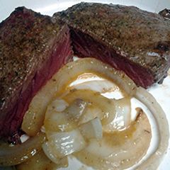 A picture of Stove top steak.