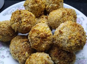 Una foto de Croquetas de arroz (con arroz del día anterior)