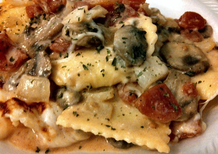 Recipe of Speedy Cheese And Spinach Ravioli Deluxe!
