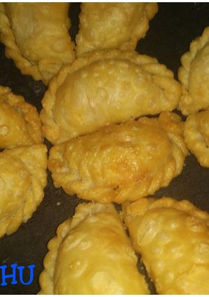 A picture of Gujhiya.