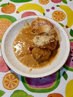 Una foto de Patatas rellenas de jamón y queso con bechamel vegana