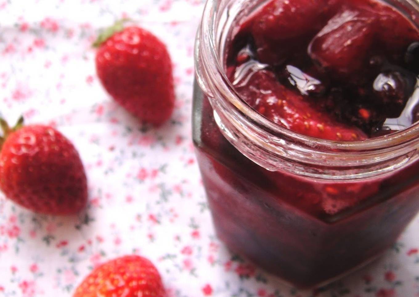 Berry Confiture (Jam)