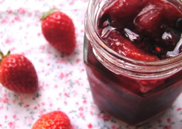 Recipe of Quick Berry Confiture (Jam)
