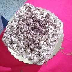 Foto di Torta alla crema pasticcera e mousse leggera al cioccolato