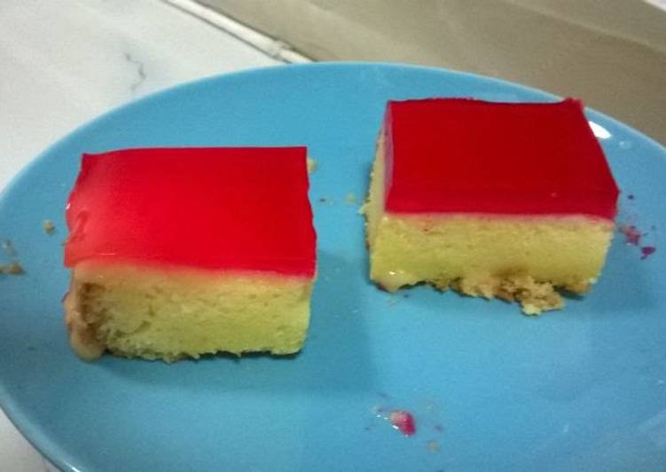 Custard  cake with jello topping