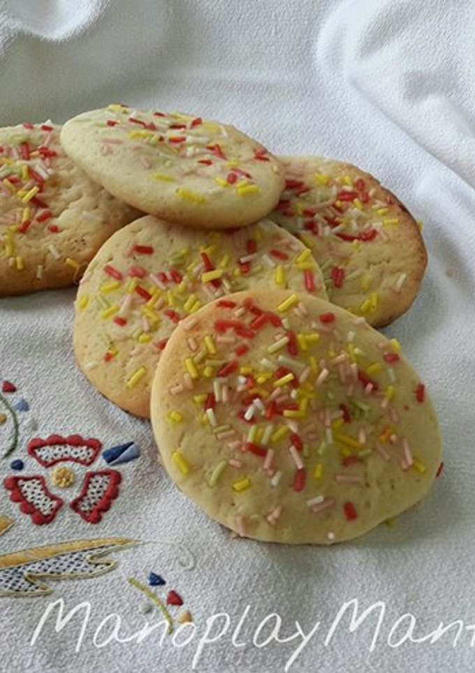 Una foto de Galletas danesas o sablès, sin lactosa, en cecofry 4d y tradicional