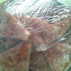 A picture of Traditional Maltese bread.