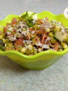 முளைகட்டிய பாசிப்பயறு சாலட் செய்முறை முக்கிய புகைப்படம்