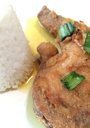 A picture of Hansen's Home Fried Chicken.