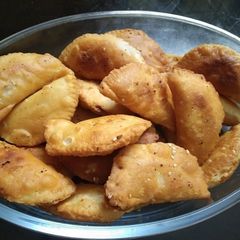 A picture of Semolina Gujiya.